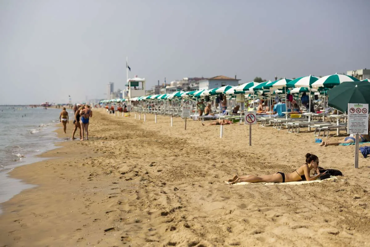 Foto 7 spiaggia GREEN BEACH