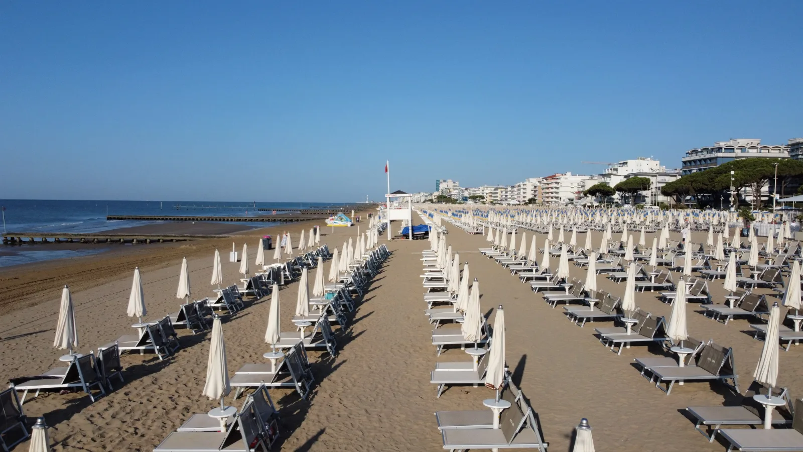 Foto 2 spiaggia LIDO MAZZINI (SETTORE MAZZINI)