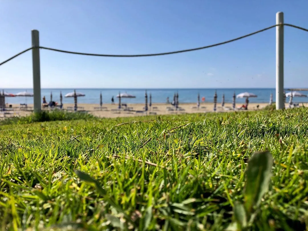 Foto 4 spiaggia LIDO ROCCO