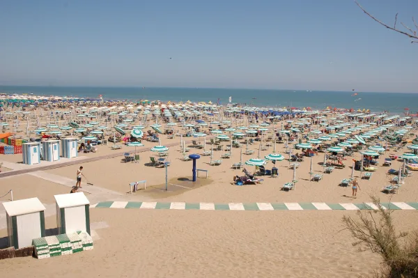 Stabilimento balneare BAGNO SABBIADORO - UFFICIO 19 a Lignano Sabbiadoro