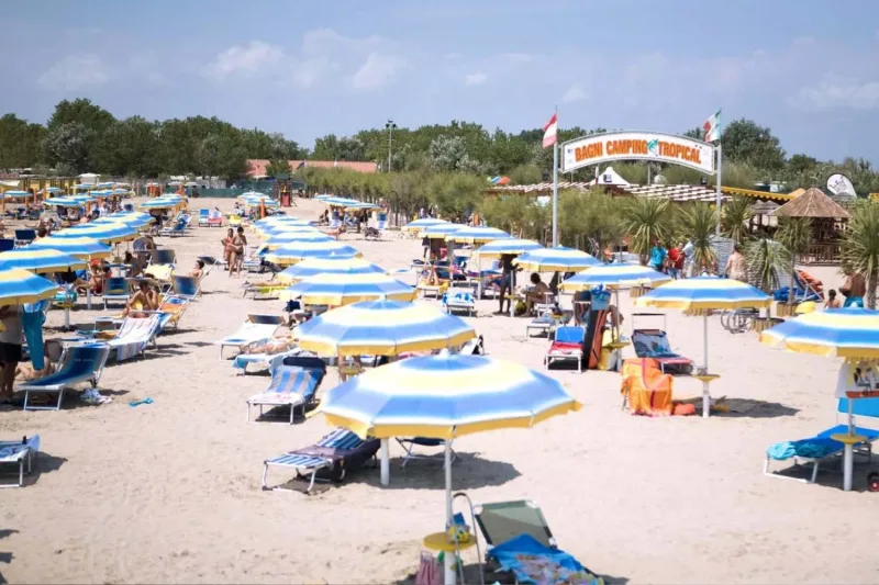 Foto stabilimento BAGNI TROPICAL 3